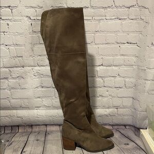 BP”Luke-Fab” Over-the-Knee Boots. NWOB Sz 6